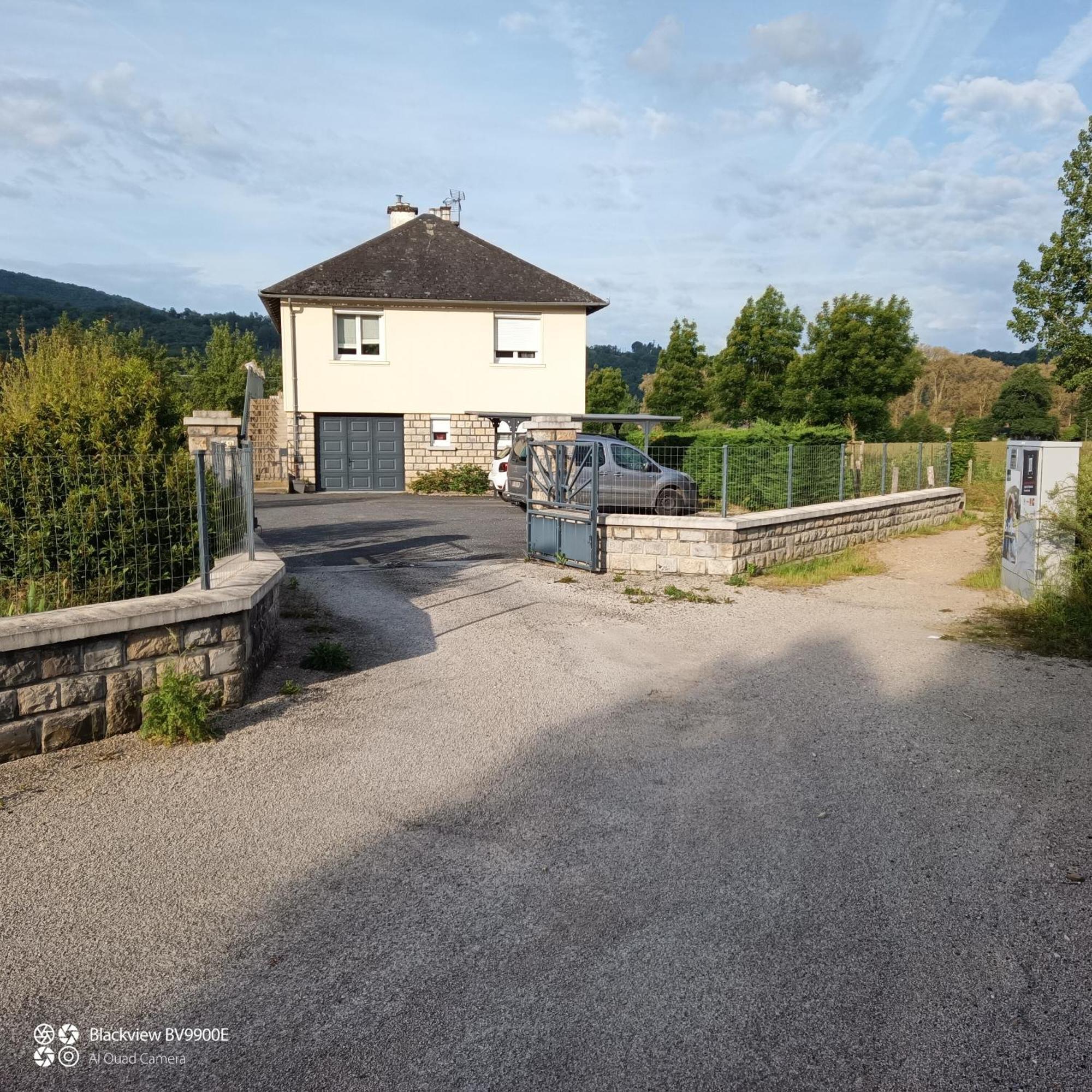 Ferienwohnung La Clematite D'Olt Saint-Côme-dʼOlt Exterior foto